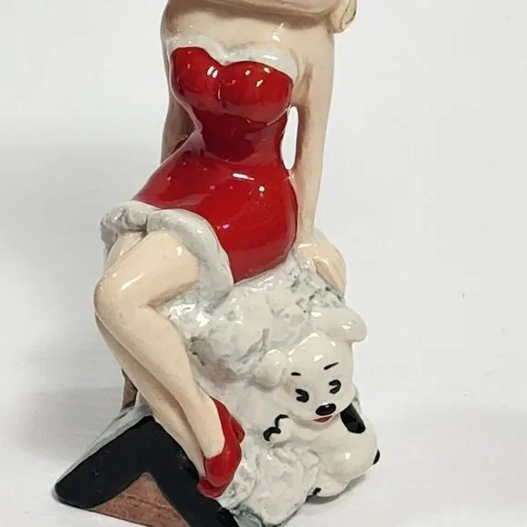 WADE 5.5 Betty Boop Christmas Cheer Limited Edition of 500 Porcelain Figurine